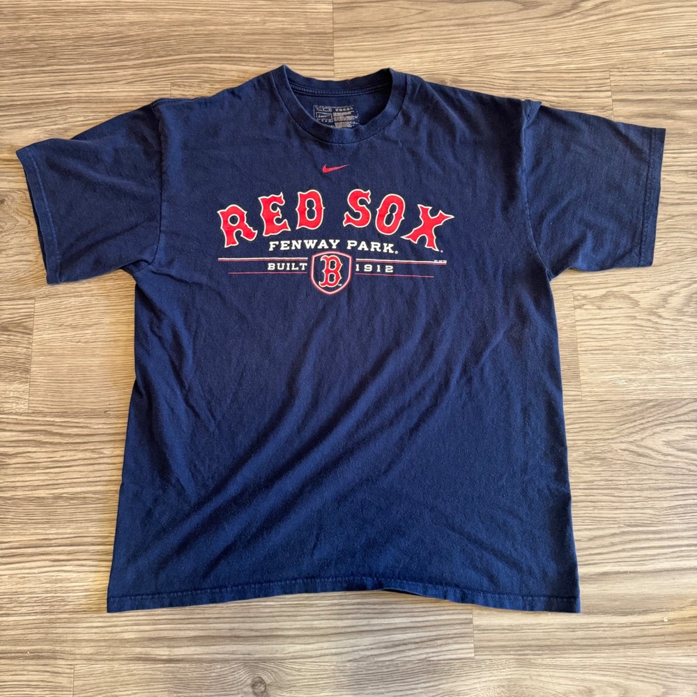 Center Swoosh Nike Boston Red Sox Fenway Park T-Shirt Navy Blue 2008 MLB Mens XL